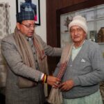 सीएम धामी ने उत्तराखंड के पूर्व मुख्यमंत्री भगत सिंह कोश्यारी से की शिष्टाचार भेंट