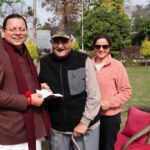 सेवानिवृत्त ब्रिगेडियर ने मुख्यमंत्री राहत कोष में दिया 10 लाख का योगदान