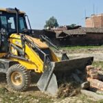 प्राधिकरण क्षेत्र में 25 बीघा अवैध प्लॉटिंग पर बड़ी कार्रवाई, ध्वस्तीकरण व सीलिंग अभियान जारी