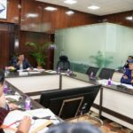 मुख्य सचिव ने राजस्व के लंबित प्रकरणों को प्राथमिकता के आधार पर निपटाने के दिए निर्देश