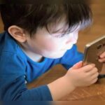 बढ़ता स्क्रीन टाइम बन रहा बच्चों की सेहत के लिए बड़ा खतरा